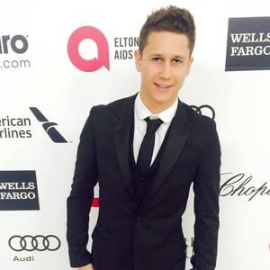 Meet your Posher, Colby